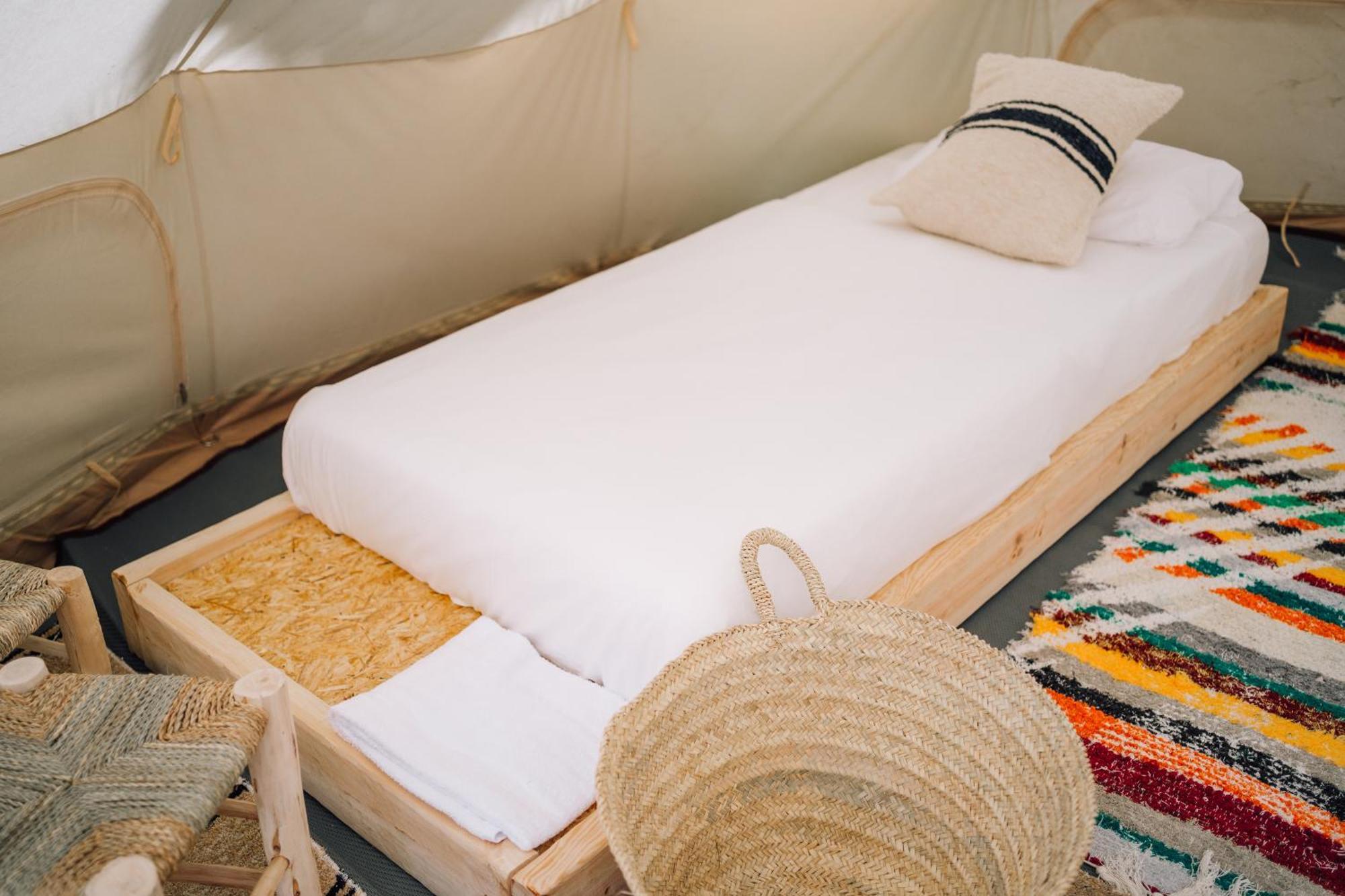 Luxe tent Glamping Zone La Pinilla
